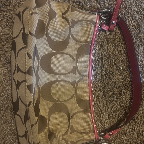 Purse - Picture 2 of 2